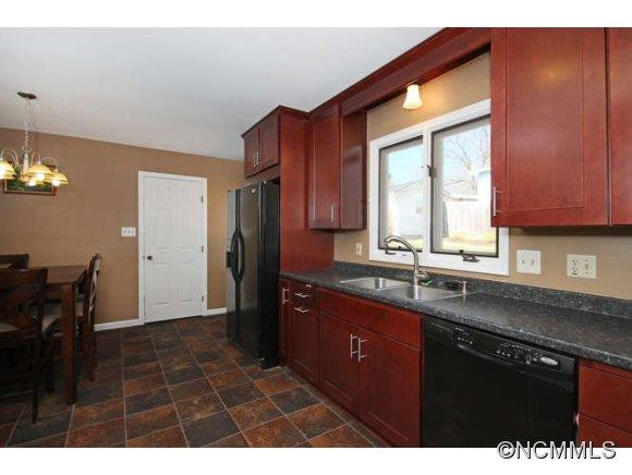 65 Davenport - Photo 10