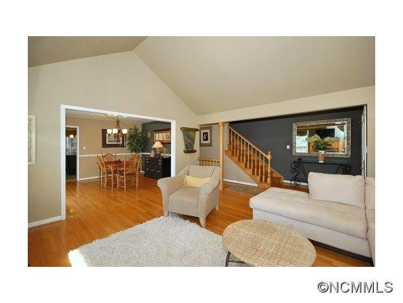 200 Forest Knoll Court - Photo 7