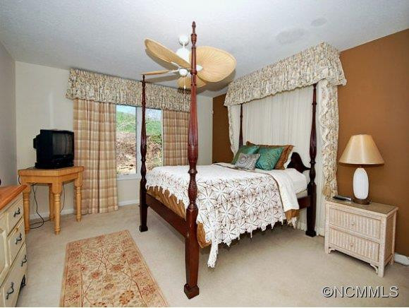 200 Forest Knoll Court - Photo 9