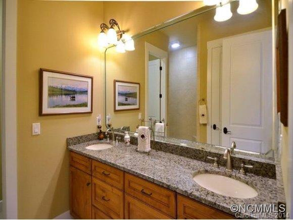 10 Lakeway Circle - Photo 17