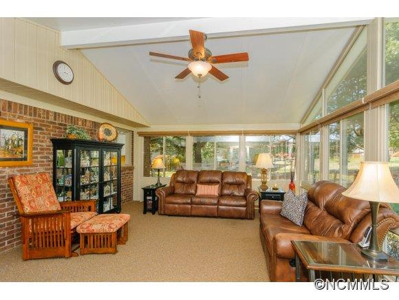 8 Braddock Way - Photo 16