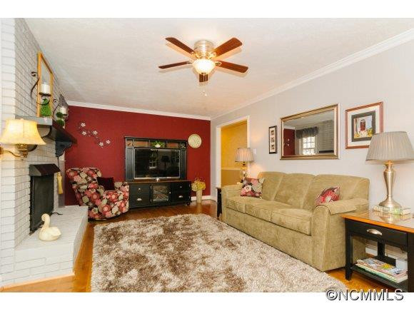 8 Braddock Way - Photo 4