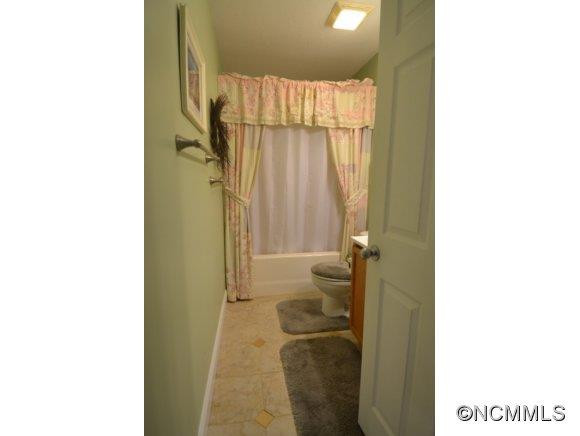 34 Edmond Woods - Photo 12