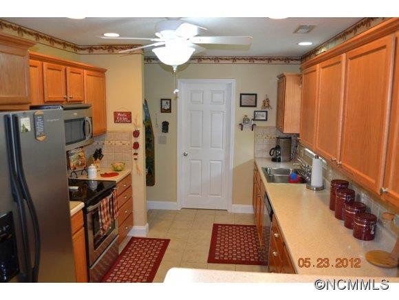 34 Edmond Woods - Photo 5