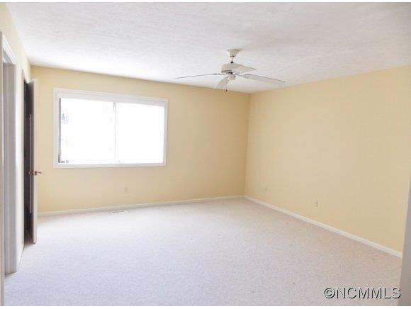 88 unit9 Laurelwood - Photo 7