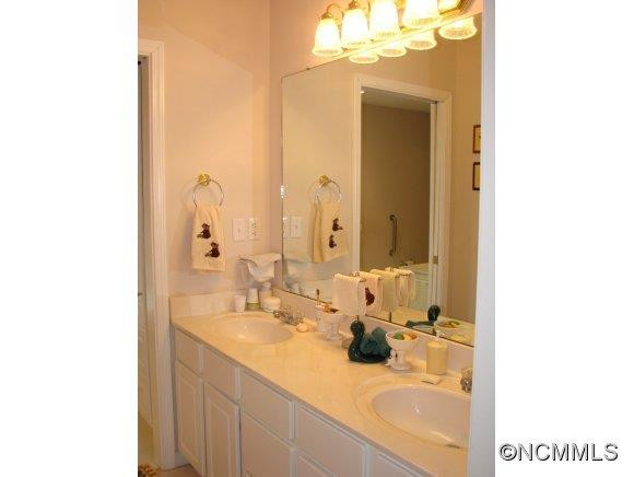 65 Knollview Drive - Photo 14
