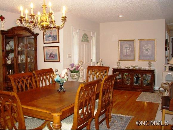 65 Knollview Drive - Photo 6