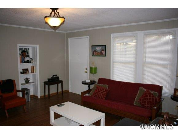 144 CLUBHOUSE DRIVE - Photo 5