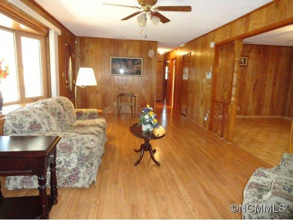 313 SAUNOOK ROAD - Photo 3