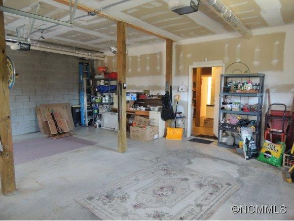 35 Standhill Dr. - Photo 24