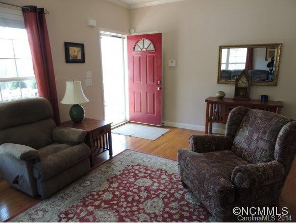 35 Standhill Dr. - Photo 9