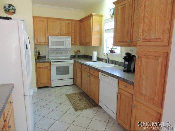 35 Standhill Dr. - Photo 10
