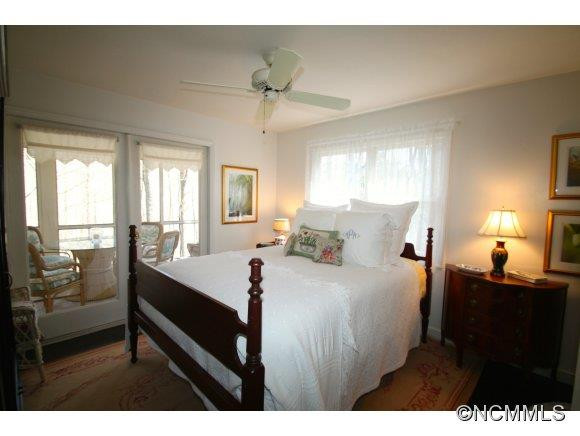 115 Manor Crest Lane - Photo 9