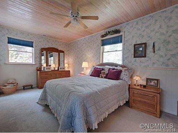 28 OCONALUFTEE COVE - Photo 15