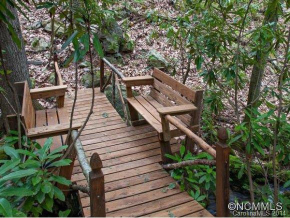 28 OCONALUFTEE COVE - Photo 21