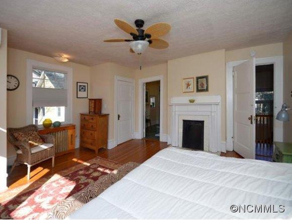 264 MONTFORD AVENUE - Photo 13