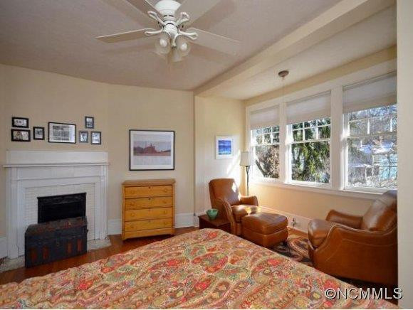 264 MONTFORD AVENUE - Photo 16