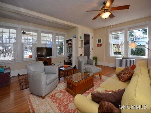 264 MONTFORD AVENUE - Photo 3