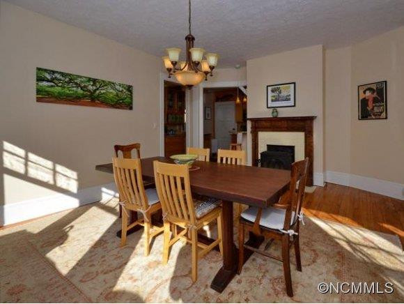 264 MONTFORD AVENUE - Photo 6