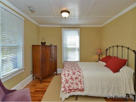 411 SPRING STREET - Photo 7