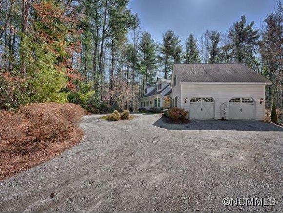 33 EXCALIBUR COURT - Photo 3