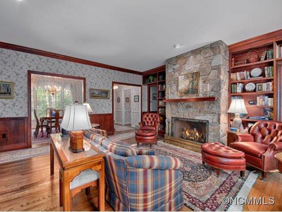 33 EXCALIBUR COURT - Photo 4