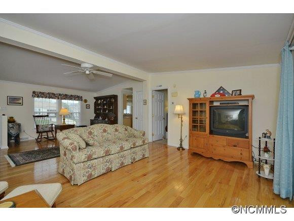 617 Paisley Ct - Photo 4