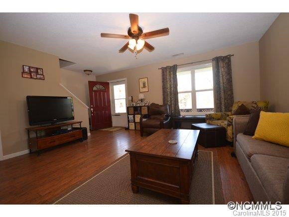 1 Dogwood Lane - Photo 8