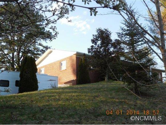 2128 Pisgah Drive - Photo 2