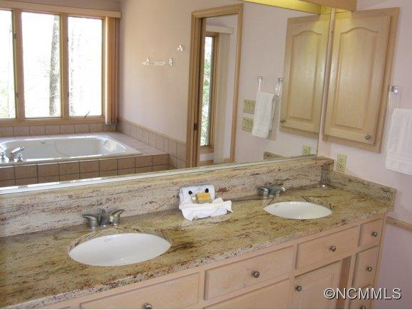 204 Gawanv Court - Photo 13