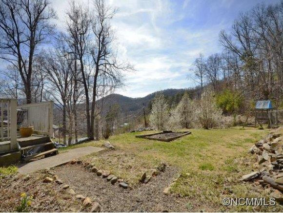 20 MOUNTAIN DR - Photo 9