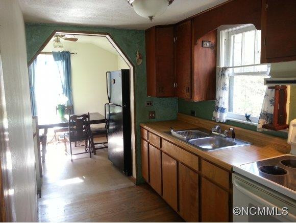 207 State Street - Photo 11