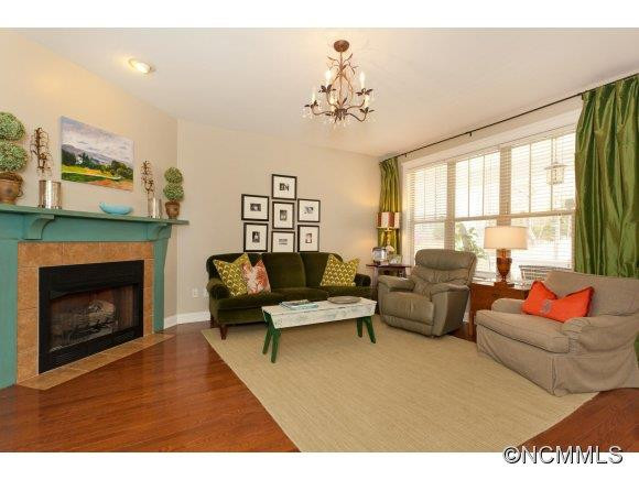 411 Mountain Wasp Drive - Photo 3