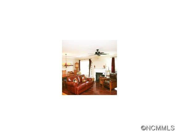 22 Willowick Drive - Photo 2