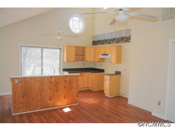 1604 RIDGEWOOD BLVD - Photo 4
