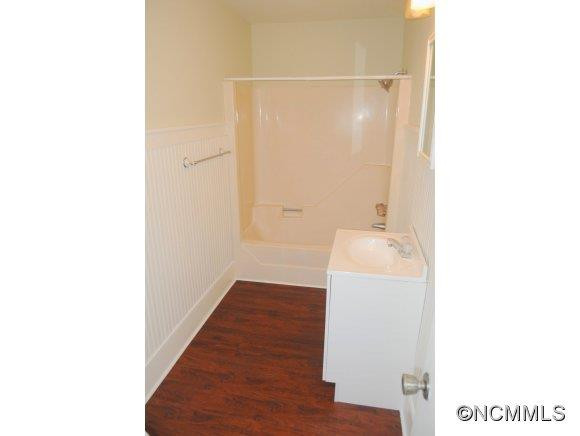 1604 RIDGEWOOD BLVD - Photo 7