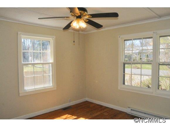1604 RIDGEWOOD BLVD - Photo 9
