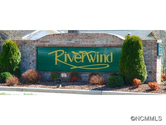 304 Riverwind Drive - Photo 4