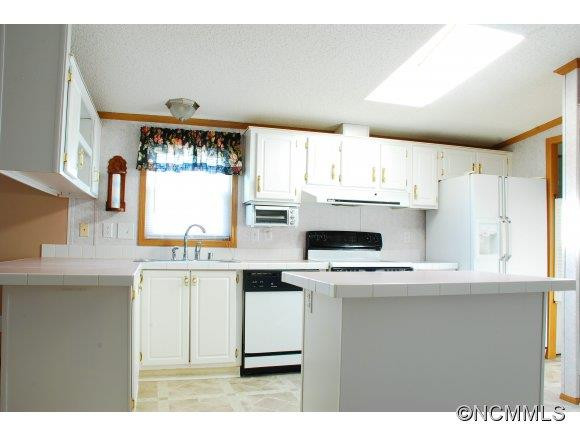 304 Riverwind Drive - Photo 5