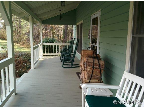 1 Lornelle Place - Photo 2