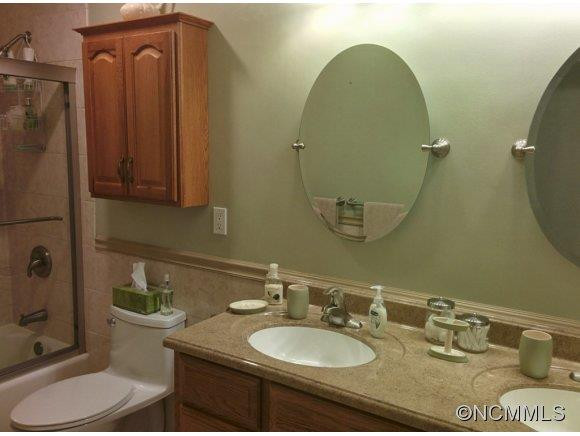 1 Lornelle Place - Photo 11