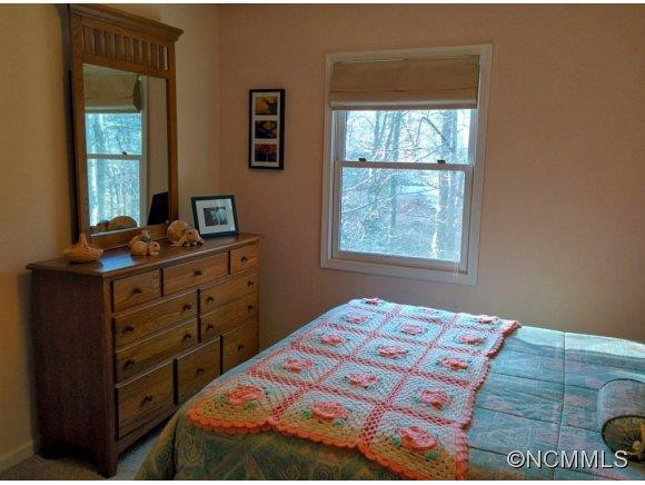 1 Lornelle Place - Photo 8