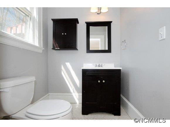 75 Madison Ave - Photo 11