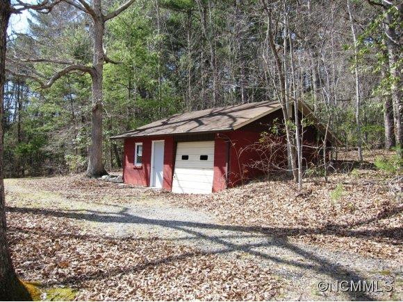 720 Upper Glady Fork Road - Photo 18