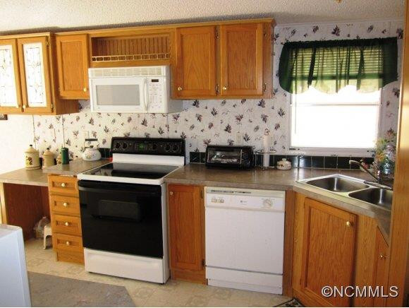 720 Upper Glady Fork Road - Photo 21