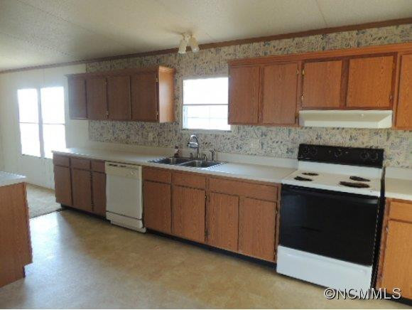 240 Andy Drive - Photo 2