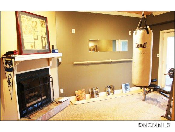 115 Windsor Road - Photo 14