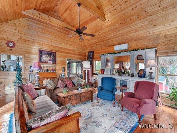 200 Feather Lane - Photo 6