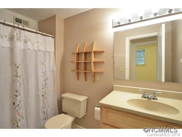 238 Sweetwater Road - Photo 17