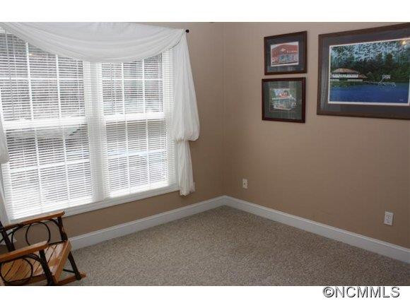 177 Staghorn Drive - Photo 9